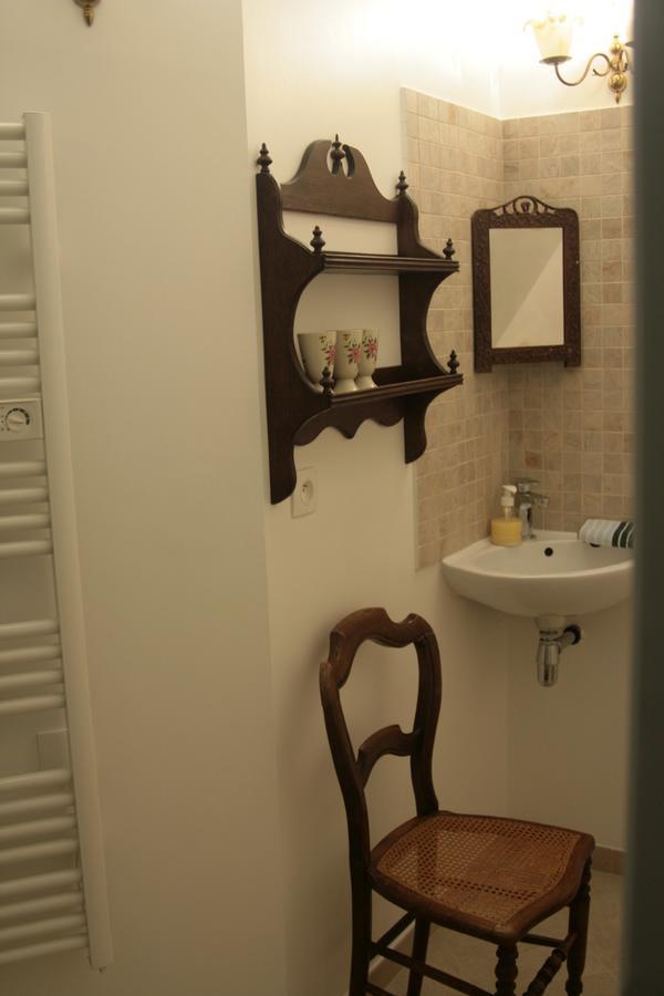 Domaine Des Douves Bed & Breakfast Ancy-le-Franc ภายนอก รูปภาพ