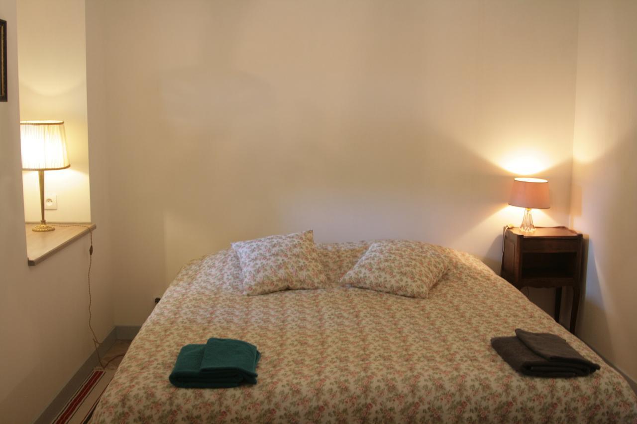 Domaine Des Douves Bed & Breakfast Ancy-le-Franc ภายนอก รูปภาพ