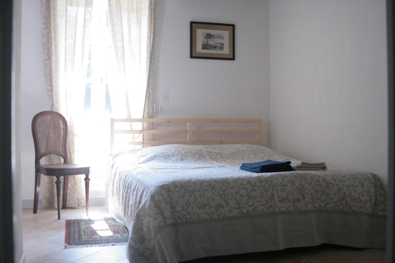 Domaine Des Douves Bed & Breakfast Ancy-le-Franc ภายนอก รูปภาพ