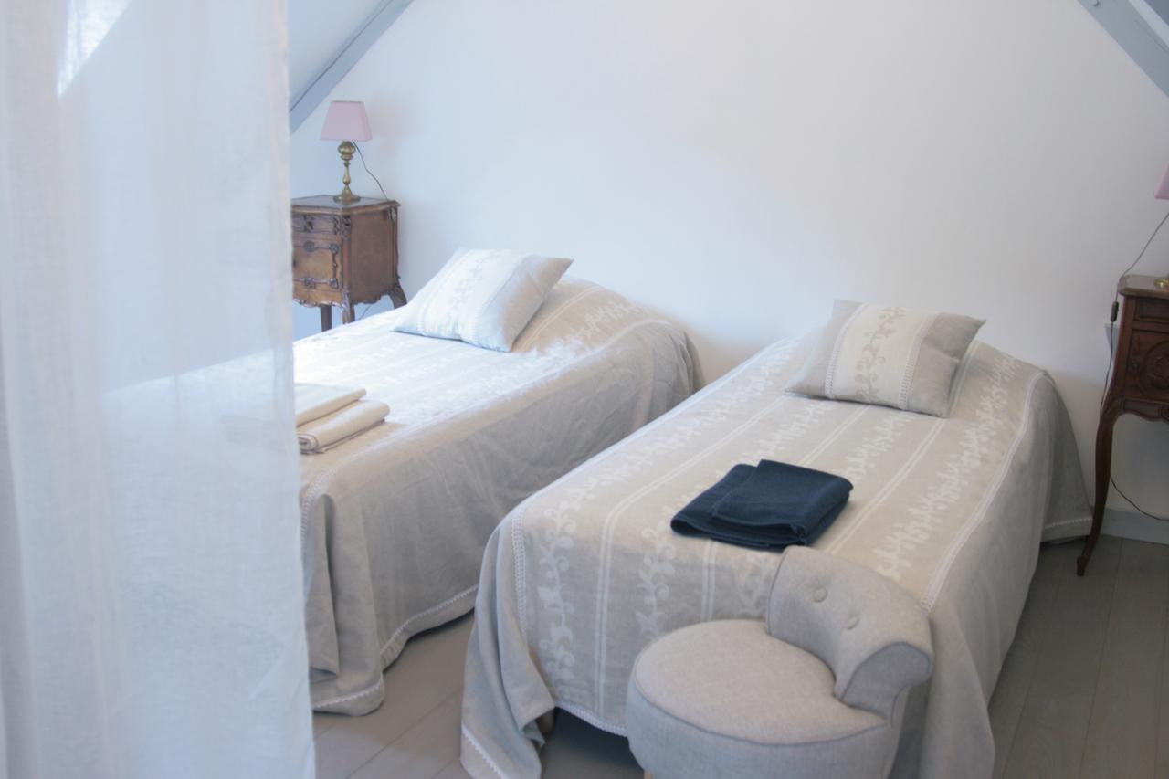 Domaine Des Douves Bed & Breakfast Ancy-le-Franc ภายนอก รูปภาพ